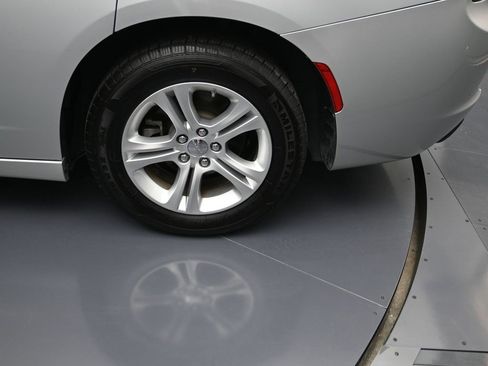 Used 2023 Dodge Charger SXT image 10