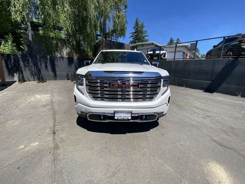 Used 2023 GMC Sierra 1500 Denali AWD/4WD image 9