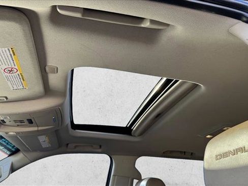 Used 2018 GMC Sierra 2500 Denali w/ Duramax Plus Package image 10