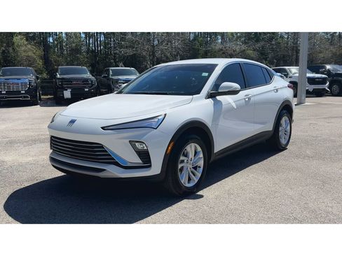 Certified 2024 Buick Envista Preferred w/ Convenience II Package image 4