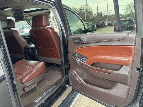 Used 2018 Chevrolet Suburban Premier image 53