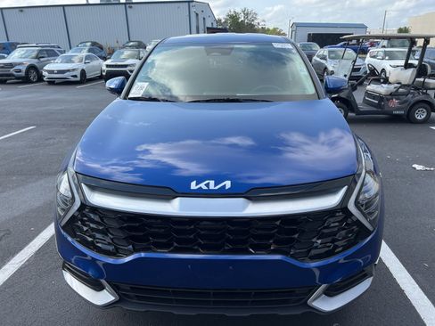 Used 2025 Kia Sportage EX image 21
