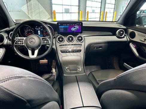 Certified 2022 Mercedes-Benz GLC 300 4MATIC image 6