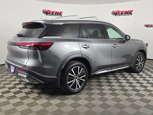 Used 2022 INFINITI QX60 Sensory w/ Vision Package image 3