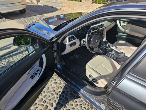 Used 2018 BMW 320i Sedan image 9