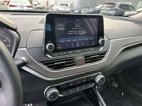 Certified 2024 Nissan Altima 2.5 SR image 30