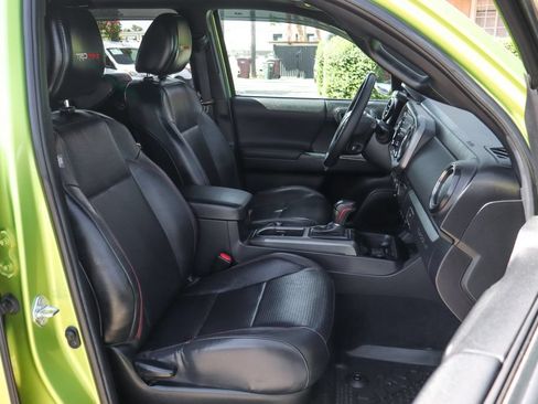 Used 2022 Toyota Tacoma TRD Pro AWD/4WD image 49