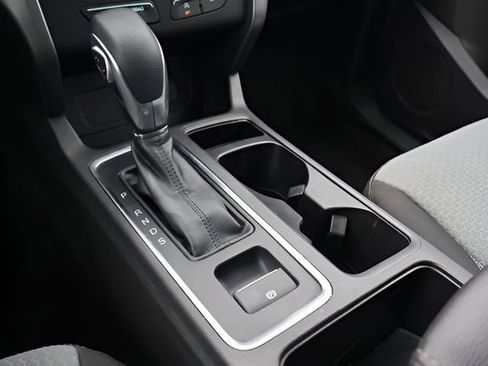 Used 2019 Ford Escape SE image 23