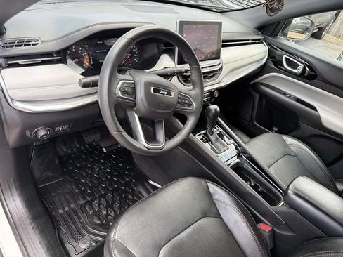Used 2023 Jeep Compass Limited AWD/4WD image 22