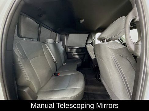 Used 2024 RAM 2500 Tradesman w/ Chrome Appearance Group image 25