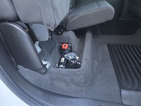 Used 2021 Chevrolet Silverado 1500 LT w/ Z71 Off-Road Package image 93