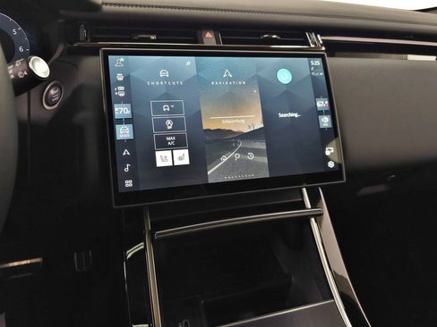 Certified 2026 Land Rover Range Rover Velar Dynamic SE AWD/4WD image 26