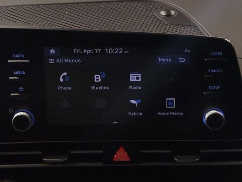 Used 2023 Hyundai Elantra Blue FWD image 25