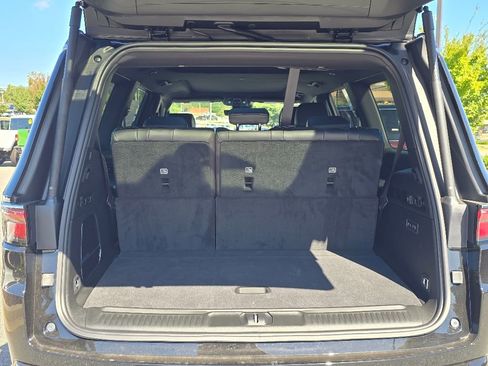 New 2025 Jeep Wagoneer Series II image 9