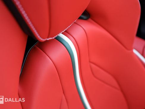 Used 2022 Ferrari 812 GTS RWD image 34