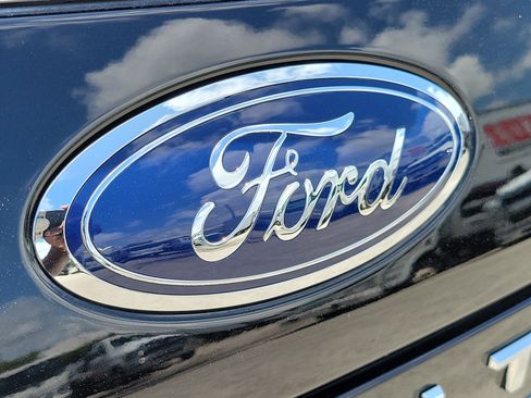 Used 2023 Ford Expedition Platinum AWD/4WD image 10