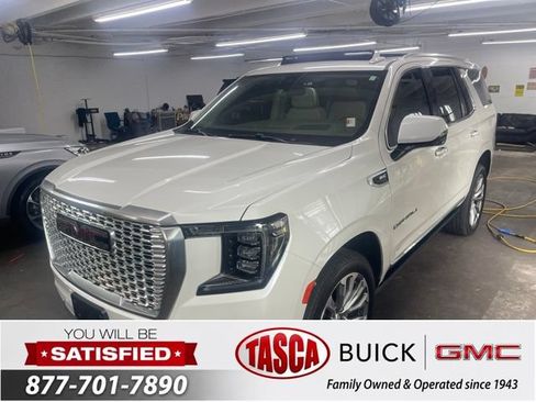 Used 2022 GMC Yukon Denali w/ Denali Ultimate Package AWD/4WD image 1