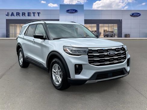 New 2026 Ford Explorer Active w/ Active Comfort Package RWD image 1