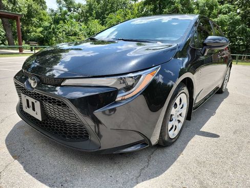 Used 2022 Toyota Corolla LE FWD image 4