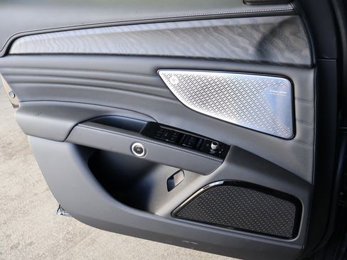 New 2025 Maserati Grecale Modena image 38