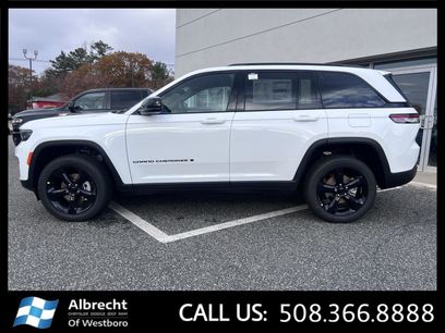 New 2025 Jeep Grand Cherokee Altitude