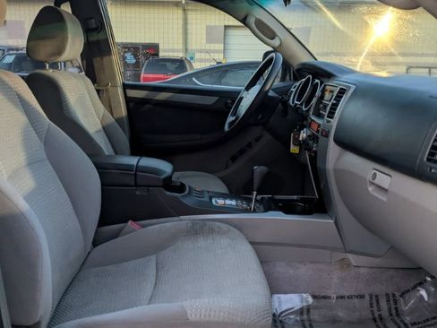 Used 2005 Toyota 4Runner SR5 image 11