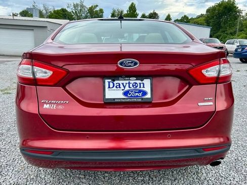 Used 2013 Ford Fusion SE FWD image 3