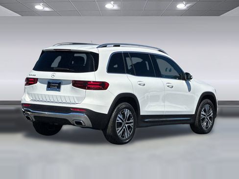 Used 2026 Mercedes-Benz GLB 250 image 9