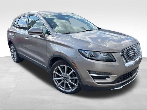 Used 2019 Lincoln MKC Reserve image 5