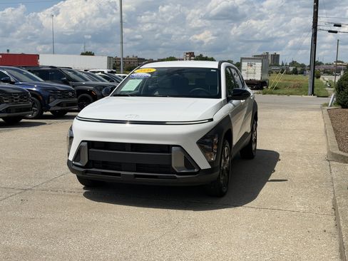Used 2026 Hyundai Kona SEL Sport AWD/4WD image 14