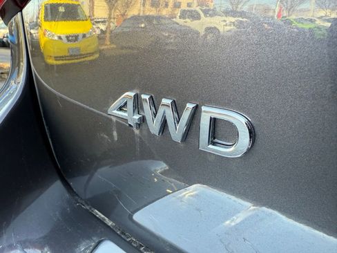 Used 2024 INFINITI QX80 Luxe image 8