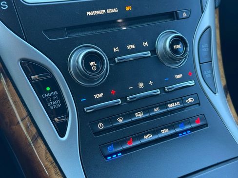 Used 2016 Lincoln MKX Reserve w/ Climate Package image 40