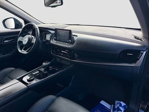 Used 2021 Nissan Rogue SL image 30