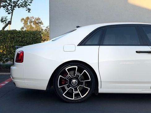 Used 2011 Rolls-Royce Ghost image 4