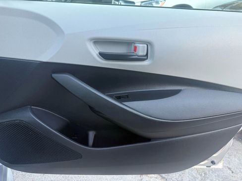 Used 2022 Toyota Corolla LE image 22