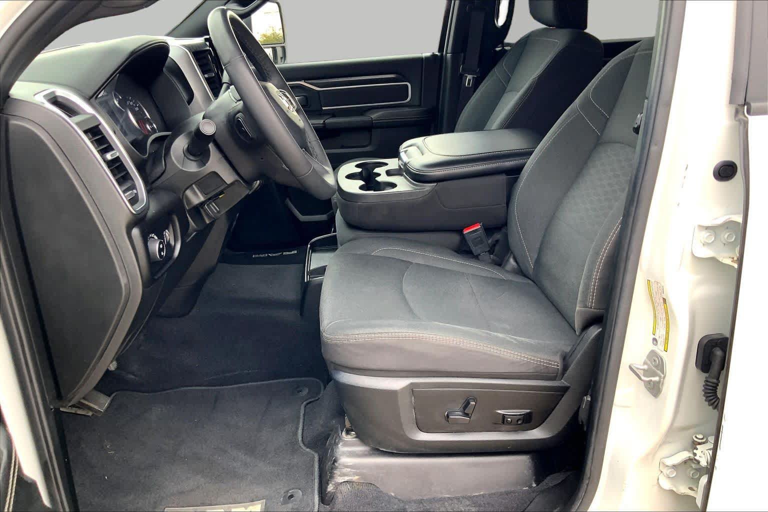 Used 2025 RAM 2500 Big Horn AWD/4WD image 8