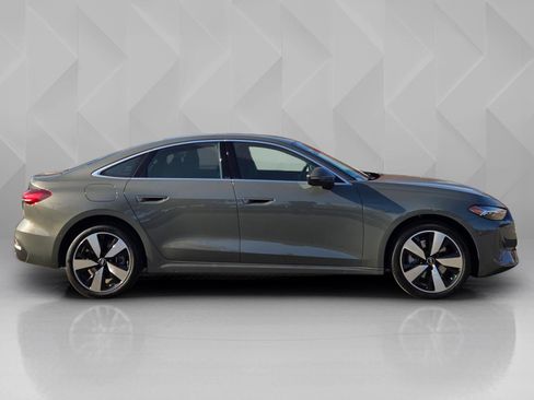 Used 2025 Audi A5 2.0T Premium Plus w/ Premium Plus AWD/4WD image 7
