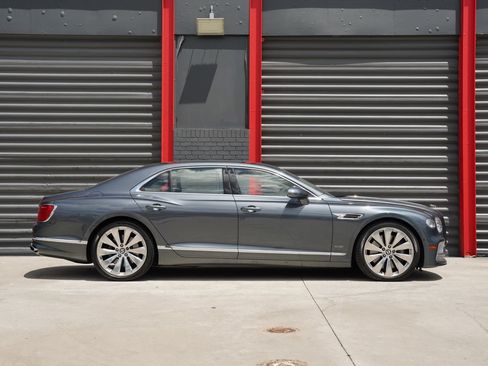 Used 2020 Bentley Flying Spur W12 AWD/4WD image 4