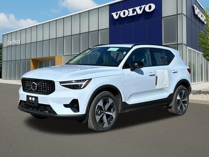 New 2026 Volvo XC40 B5 Plus w/ Protection Package Premier