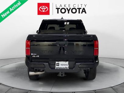 New 2025 Toyota Tacoma SR5