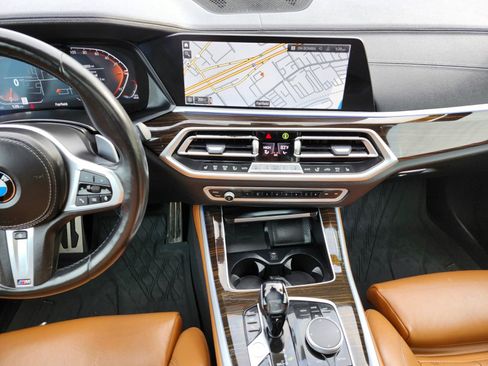 Used 2021 BMW X5 xDrive40i w/ M Sport Package image 14