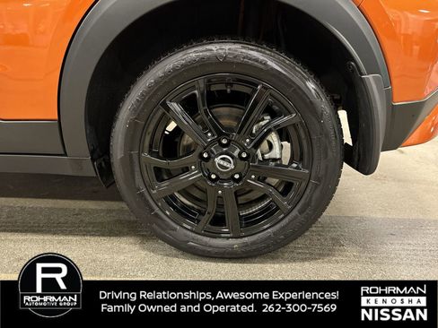Certified 2023 Nissan Kicks SR w/ SR Premium Package image 6