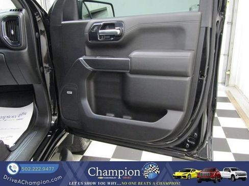 Used 2020 Chevrolet Silverado 1500 LT Trail Boss w/ Midnight Edition AWD/4WD image 51