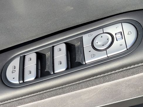 Certified 2024 Hyundai Ioniq 5 Limited RWD image 23