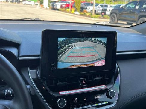 Certified 2026 Toyota Corolla Cross AWD Hybrid w/ Moonroof Package image 25