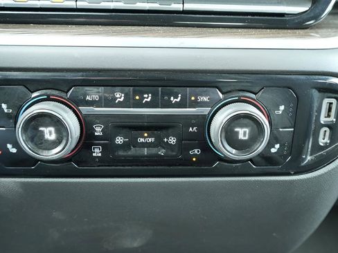 Used 2022 Chevrolet Silverado 1500 LT image 33