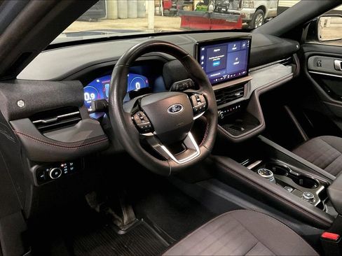 Certified 2025 Ford Explorer ST-Line w/ Premium Package image 13