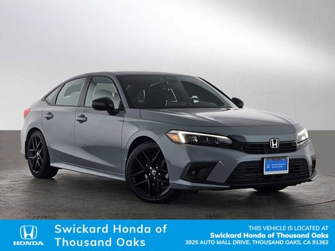 Used 2023 Honda Civic Sport image 1