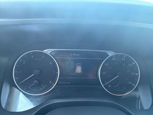 Used 2026 Nissan Rogue S FWD image 11