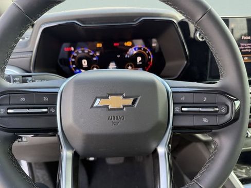 New 2025 Chevrolet Colorado LT RWD image 52